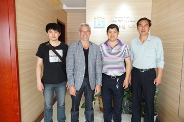  实力强大，共同追求卓越品质
